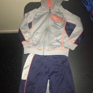 Reebok 2 piece Jogging suit